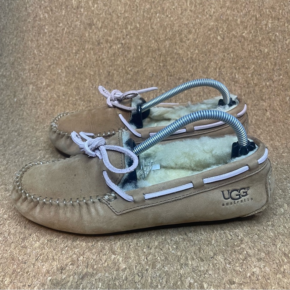 Ugg slipper’s